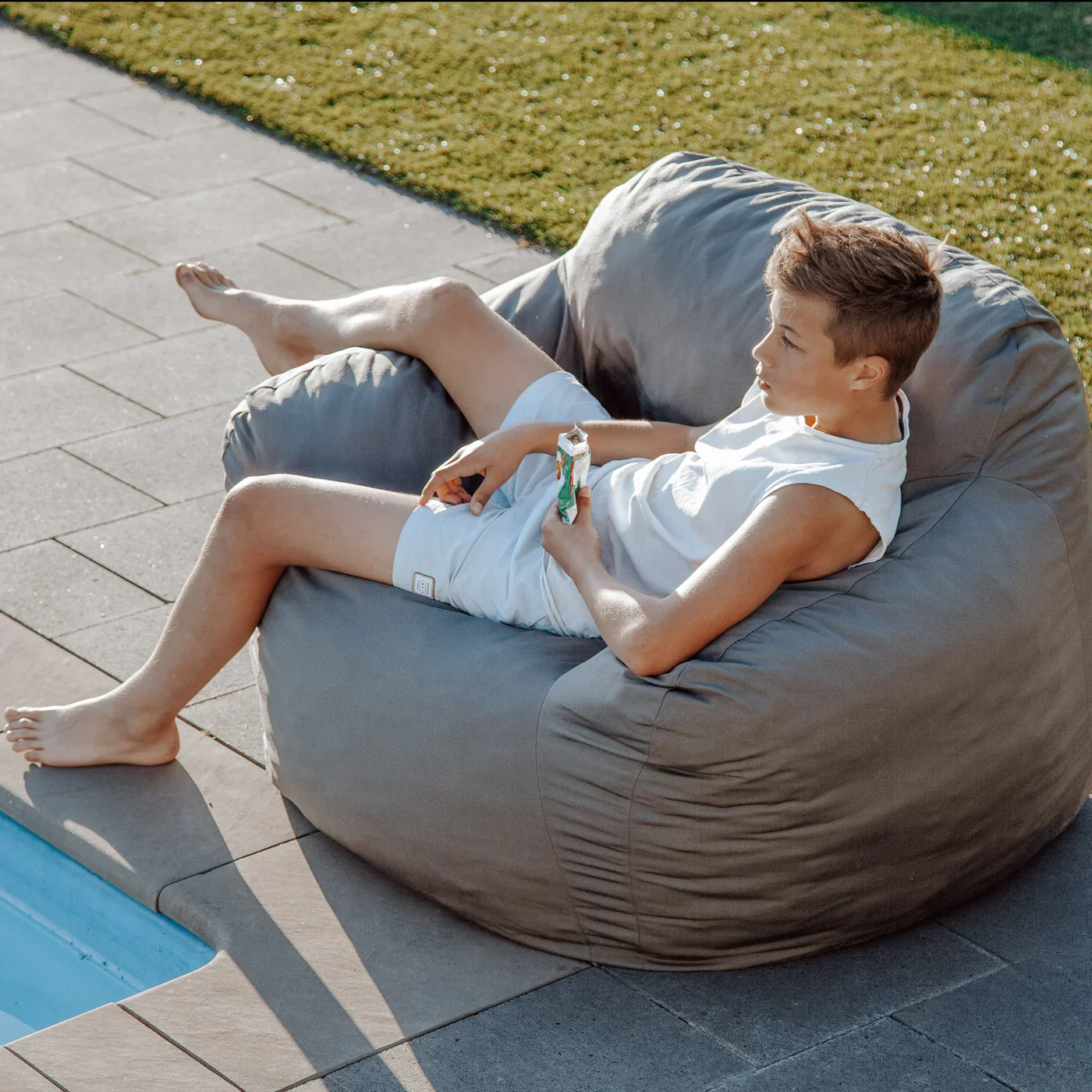 Cloud chair - Image 23